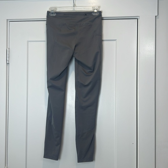 Nike Dri-FIT Gray Leggings size XS. NWOT! In perfect condition! - Picture 4 of 9